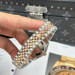 ĐỒNG HỒ ROLEX DATEJUST NỮ REPLICA MẶT HỒNG VIỀN ĐÍNH ĐÁ NHÀ MÁY THB 31MM 9 DONG HO ROLEX DATEJUST NU REPLICA MAT HONG VIEN DINH DA NHA MAY THB 31MM 7