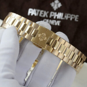 PATEK PHILIPPE NAUTILUS 5724 CUSTOM MOISSANITE 18K GOLD WRAPPED PPF 40MM 7 ĐỒNG HỒ PATEK PHILIPPE NAUTILUS 5724 CHẾ TÁC MOISSANITE BỌC VÀNG 18K PPF 40MM