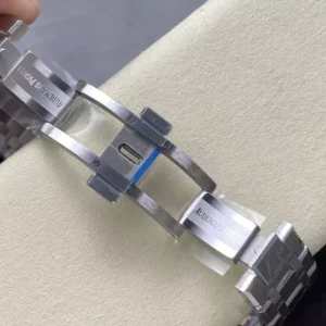 AUDEMARS PIGUET ROYAL OAK 15400ST KAWS BEST REPLICA WATCHES STAINLESS STEEL AUTOMATIC APS FACTORY 41MM 8 DONG HO AUDEMARS PIGUET ROYAL OAK 15400ST KAWS CHE TAC CAO CAP THEP KHONG GI APS FACTORY 41MM 2