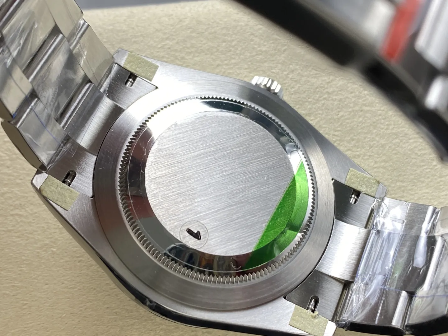 ĐỒNG HỒ ROLEX OYSTER PERPETUAL M124300-0002 REPLICA CAO CẤP MẶT SỐ MÀU ĐEN 36-42MM (3) DONG HO ROLEX OYSTER PERPETUAL M124300 0002 REPLICA CAO CAP MAT SO MAU DEN 36 42MM 3