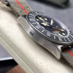 TUDOR PELAGOS GMT REPLICA WATCH TITANIUM CASE BLACK DIAL FABRIC STRAP 42MM 8 DONG HO TUDOR PELAGOS GMT REPLICA 11 VO TITANIUM MAT SO MAU DEN DAY VAI 42MM 3