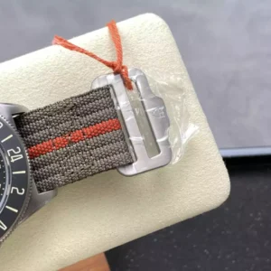 TUDOR PELAGOS GMT REPLICA WATCH TITANIUM CASE BLACK DIAL FABRIC STRAP 42MM 6 DONG HO TUDOR PELAGOS GMT REPLICA 11 VO TITANIUM MAT SO MAU DEN DAY VAI 42MM 5