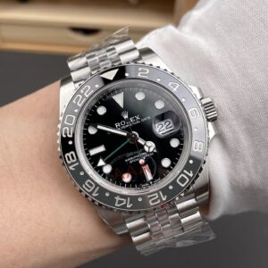ROLEX GMT-MASTER II 126720GRNR BRUCE WAYNE IMITATION WATCHES JUBILEE STRAP GREY AND BLACK BEZEL VS FACTORY 40MM 1 ROLEX GMT MASTER II BRUCE WAYNE REPLICA WATCHES VS FACTORY 40MM 1