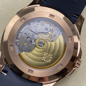 PATEK PHILIPPE AQUANAUT 5167 REPLICA WATCH ROSE GOLD PLATE CUSTOM BLUE DIAL RUBBER STRAP AUTOMATIC 40MM 8 DONG HO PATEK PHILIPPE AQUANAUT 5167 REPLICA MA VANG HONG MAT XANH BLUE TINH CHINH AUTOMATIC 40MM 6