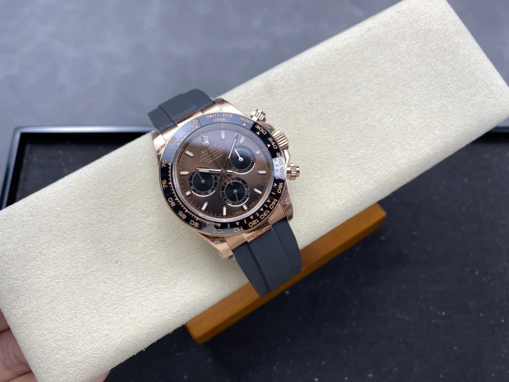Replica Rolex Daytona: Super Clone Review & Buying Guide (2026) 4 Replica Rolex Daytona Super Clone Review & Buying Guide (1)